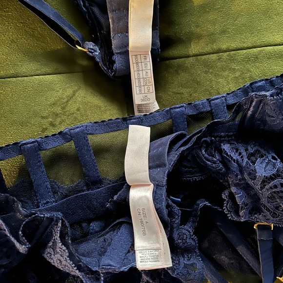 Agent Provocateur complete Rozlyn Set - Picture 3 of 6